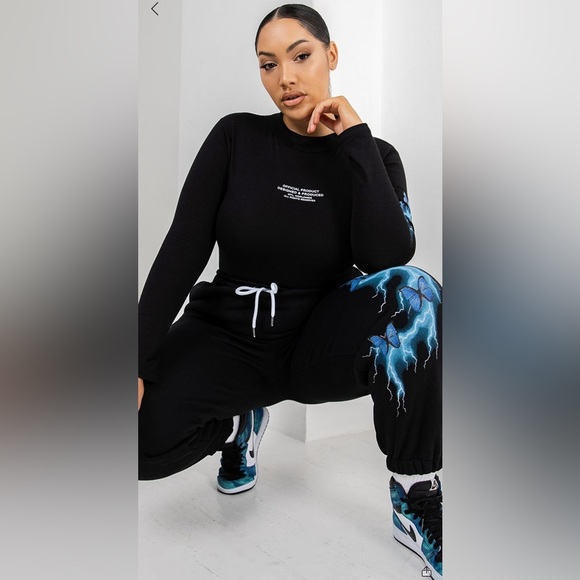 PLUS LIGHTENING PRINT BODYSUIT &
JOGGER SET - Picture 4 of 4